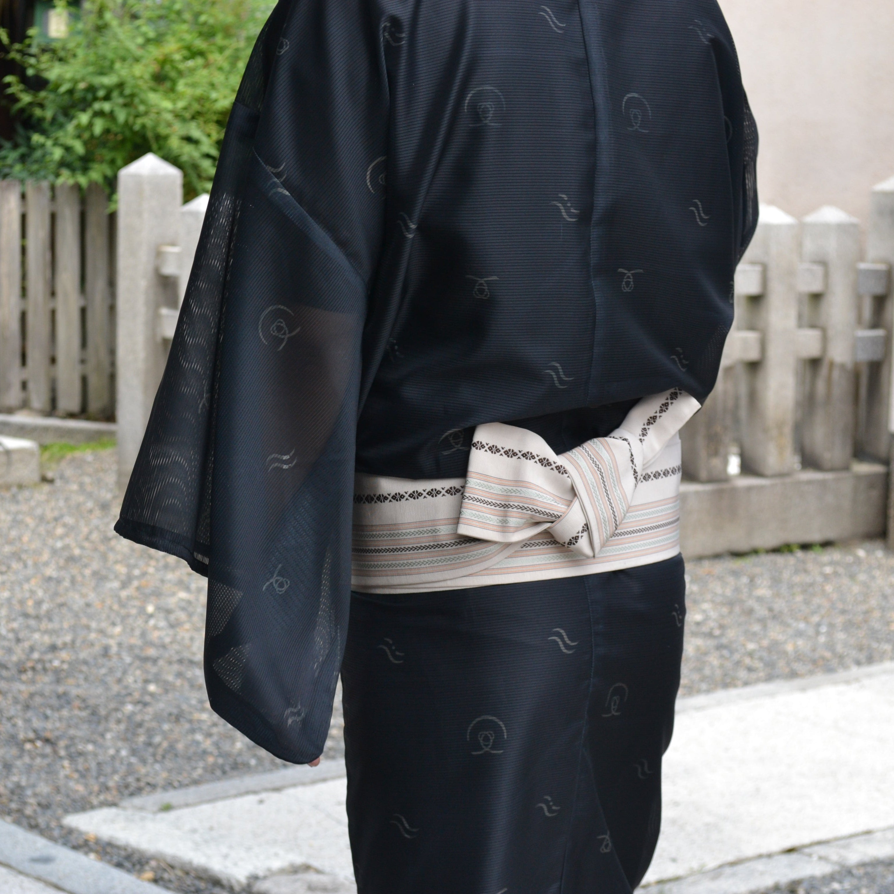 夏着物 男性 墨色 絽 受注生産 – FUROUYA KIMONO